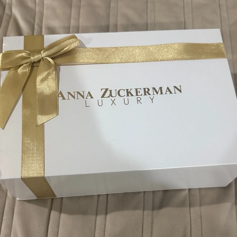 Anna Zuckerman Luxury Gold Necklace - Picture 1 of 5